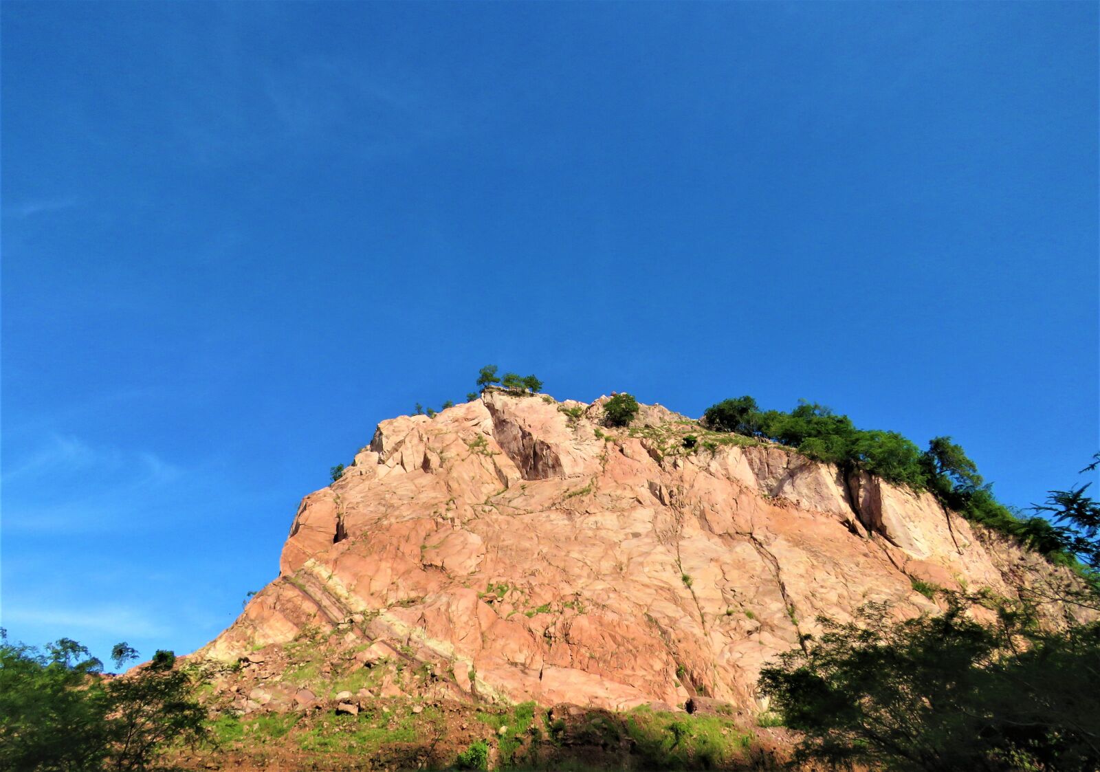 Canon PowerShot SX60 HS sample photo. Mountain, rock, nature photography
