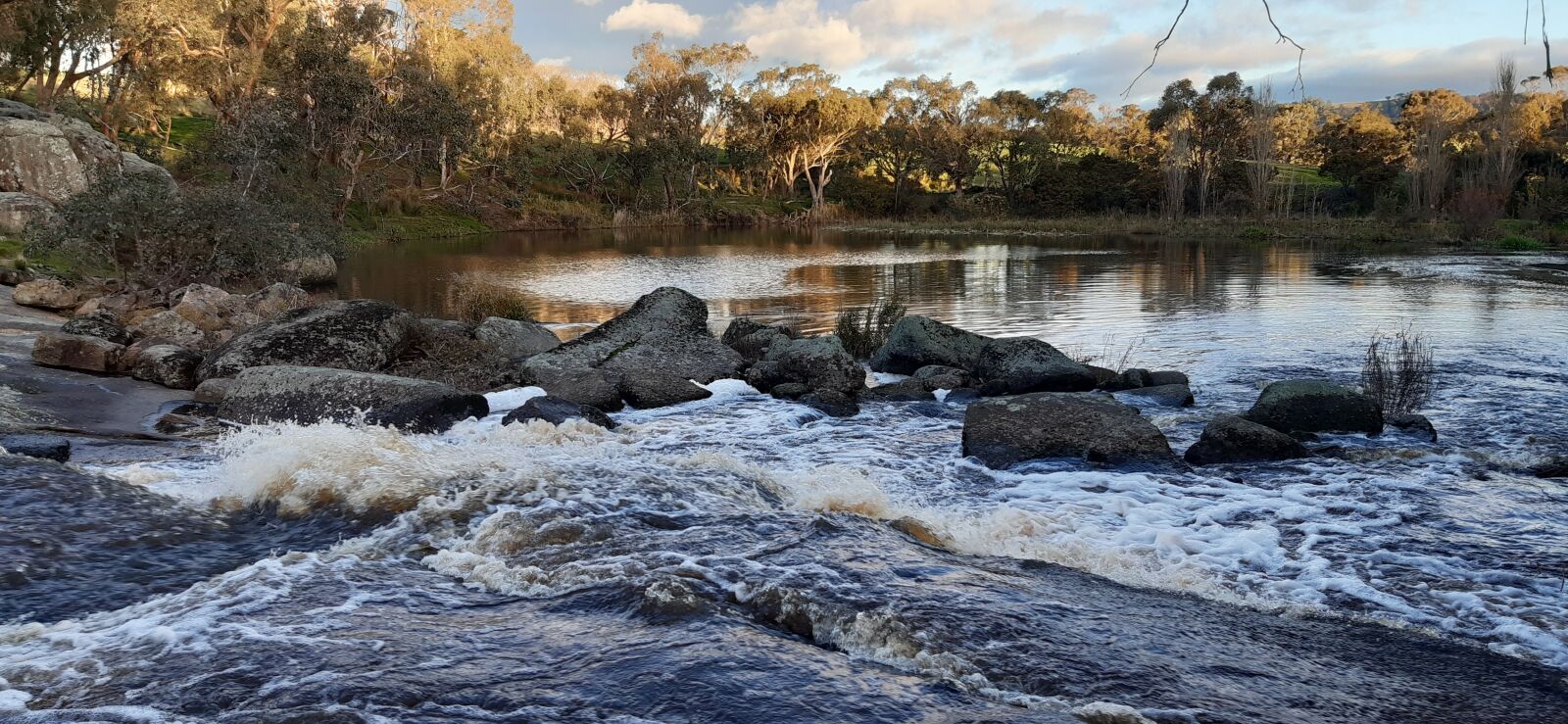 Samsung Galaxy A30 sample photo. Nature, water, rocks photography