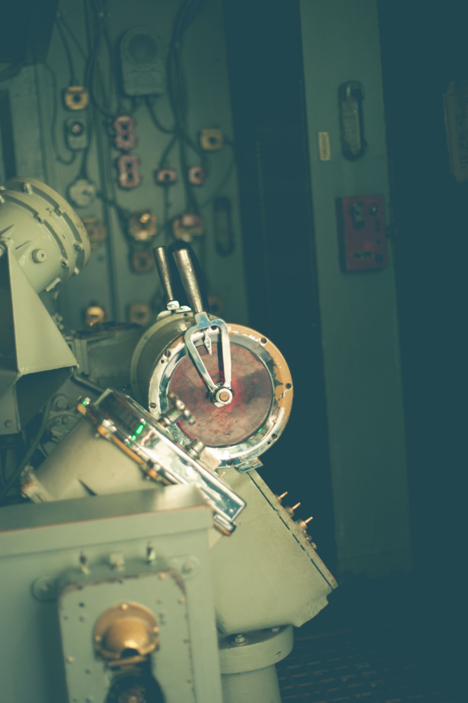Nikon D700 sample photo. Machinery, navy, submarine photography