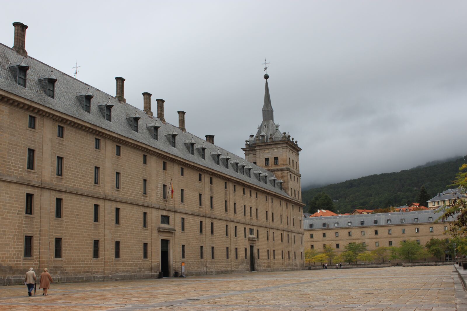 Canon EOS 600D (Rebel EOS T3i / EOS Kiss X5) sample photo. Escorial, spain, palace photography