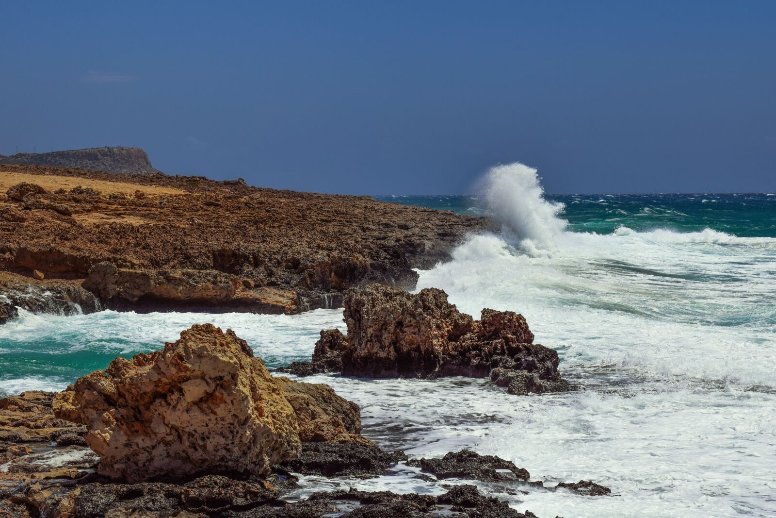 Nikon D3300 sample photo. Rocky coast, rocks, waves photography