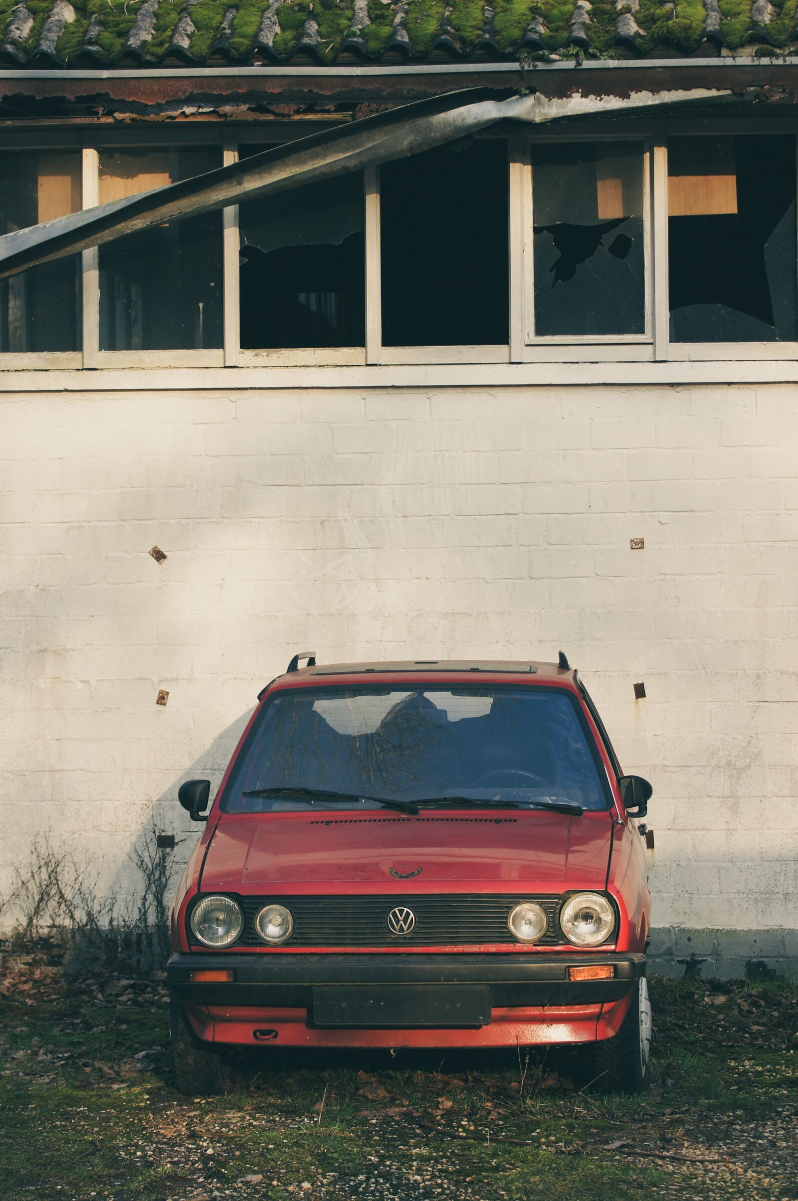 Sony SLT-A55 (SLT-A55V) sample photo. Volkswagen, red, auto photography
