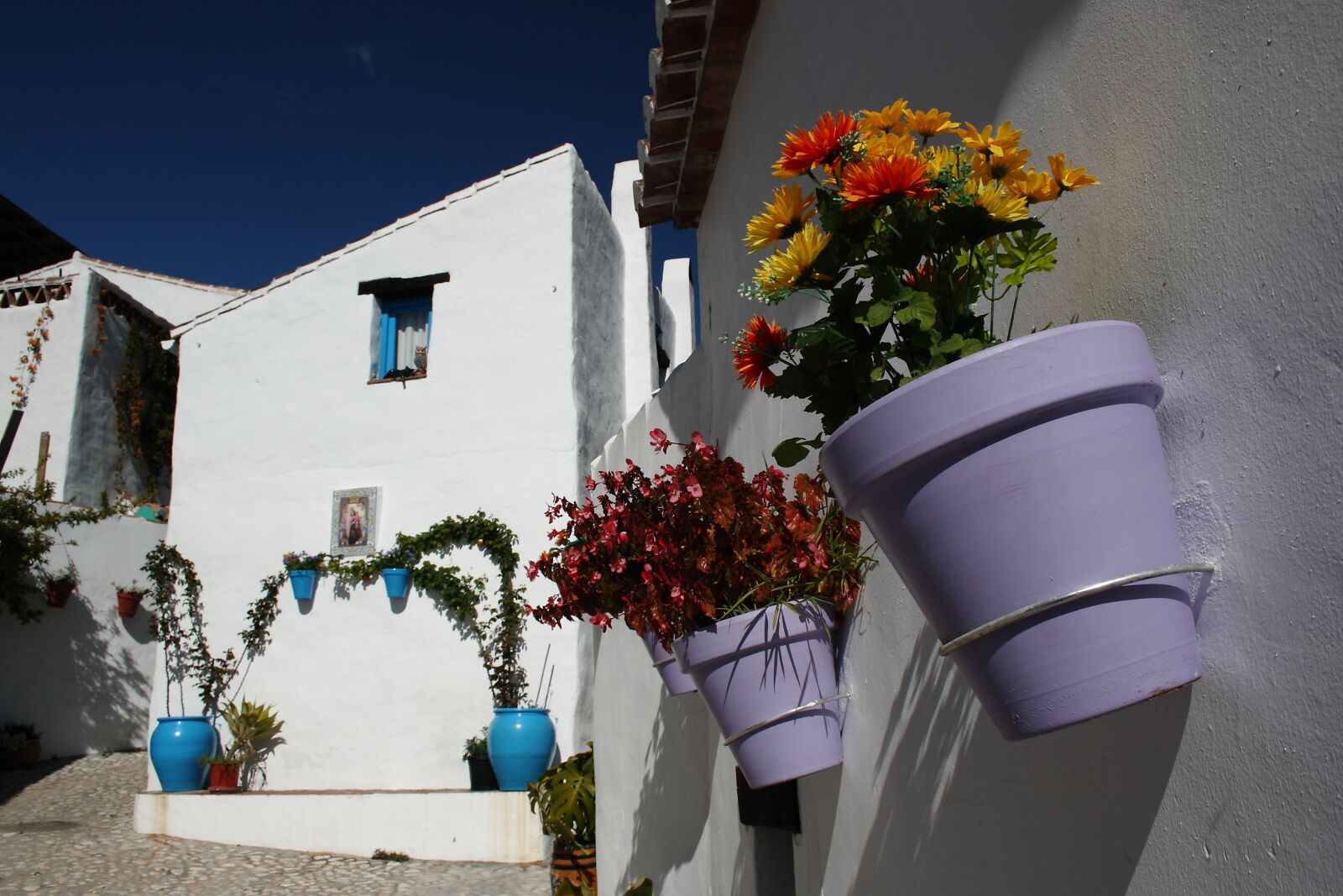 Canon EOS 400D (EOS Digital Rebel XTi / EOS Kiss Digital X) sample photo. Spain, village, aceduchal photography