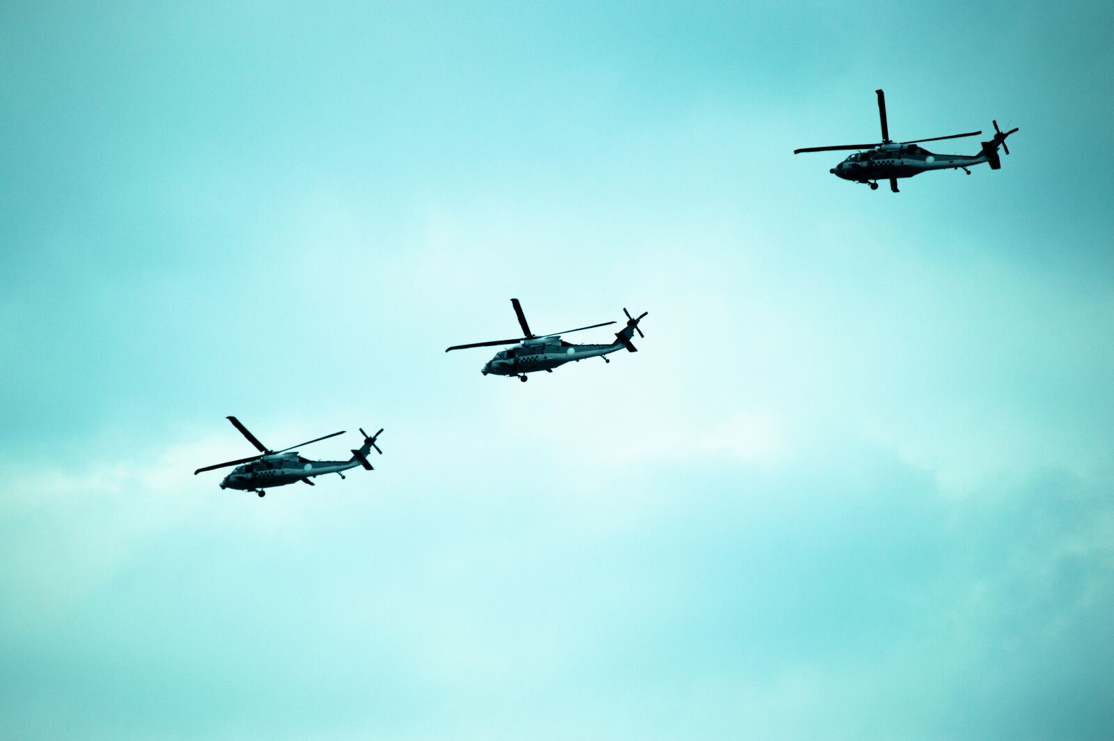 Nikon D3200 sample photo. Air, training, transport photography