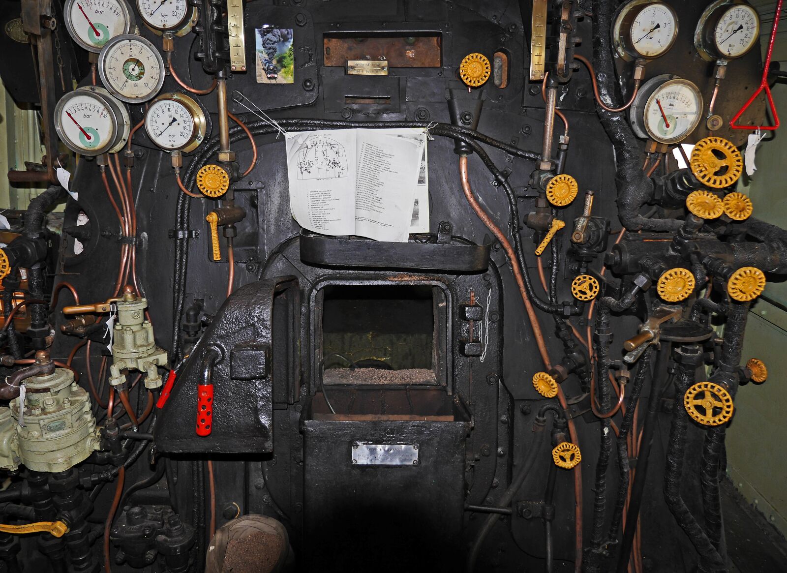 Panasonic Lumix DMC-GH3 sample photo. Steam locomotive, f hrerstand photography