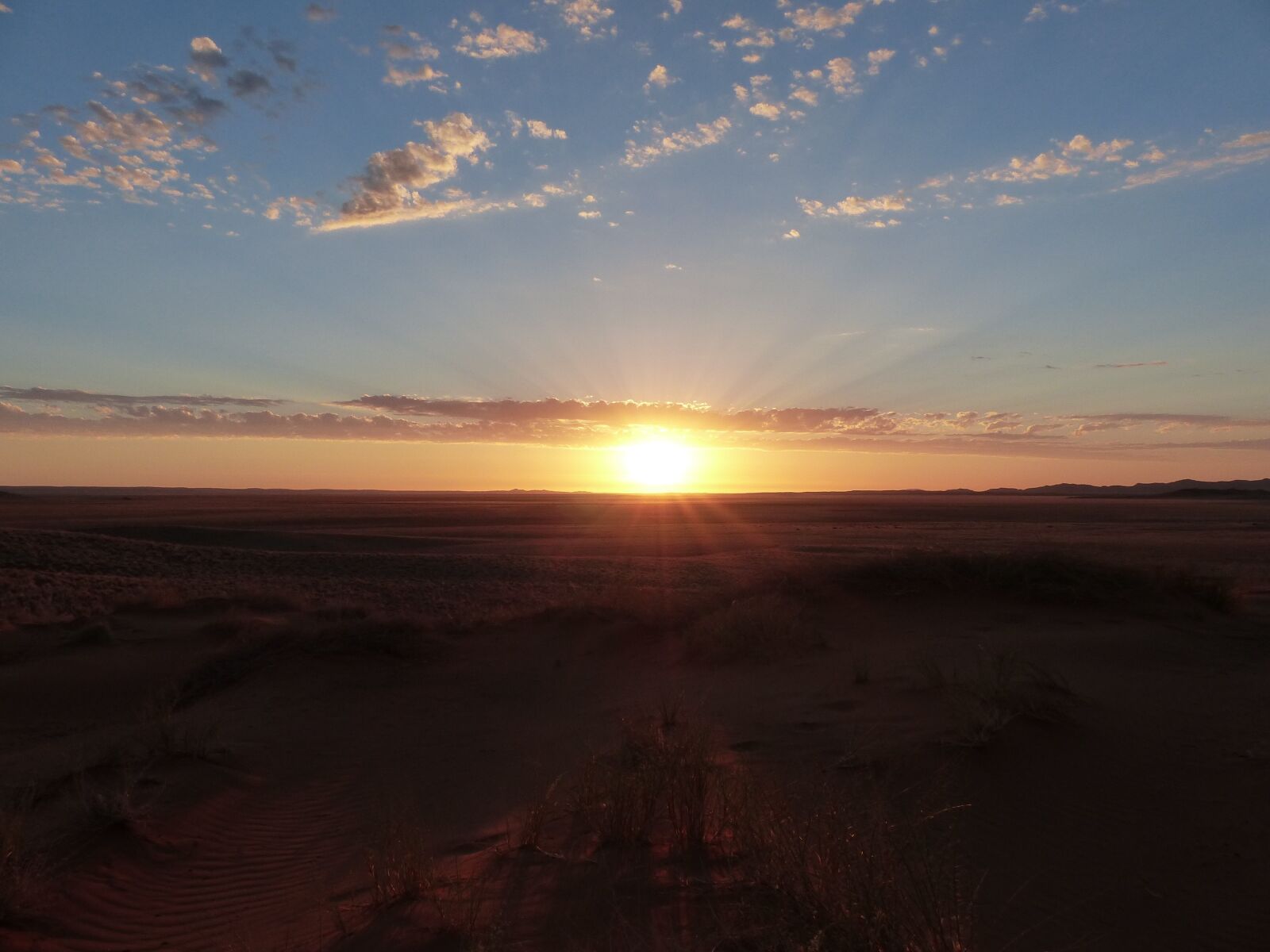 Leica V-Lux 4 sample photo. Sunset, namibia, africa photography