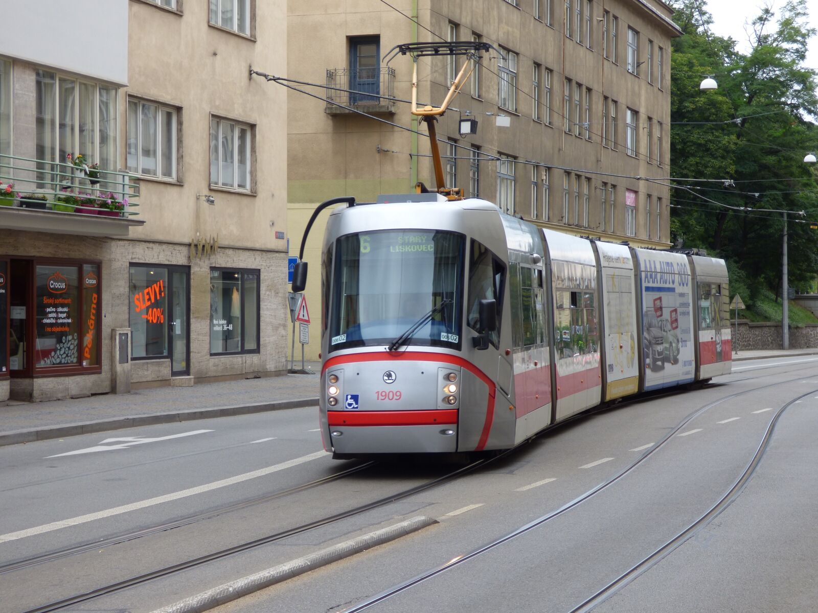 Panasonic DMC-FZ72 sample photo. Tram, the vehicle, drive photography