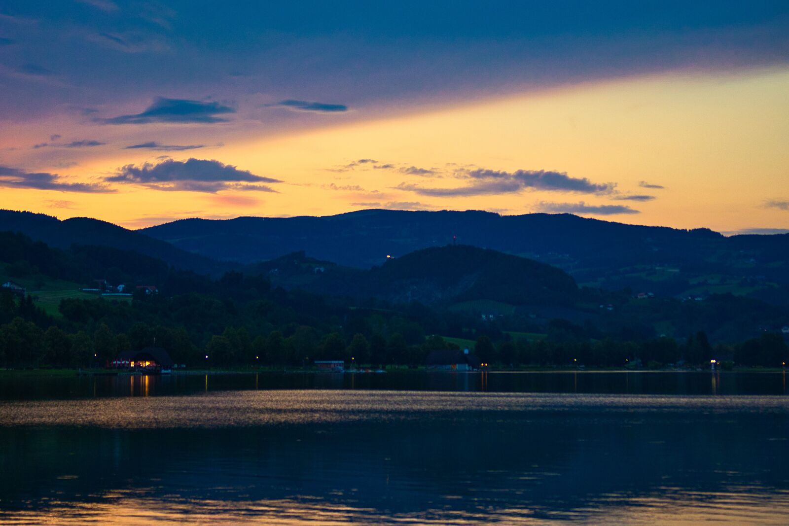 Canon 18-35mm F1.8 DC HSM | Art 013 sample photo. Sunset, clouds, mountains photography