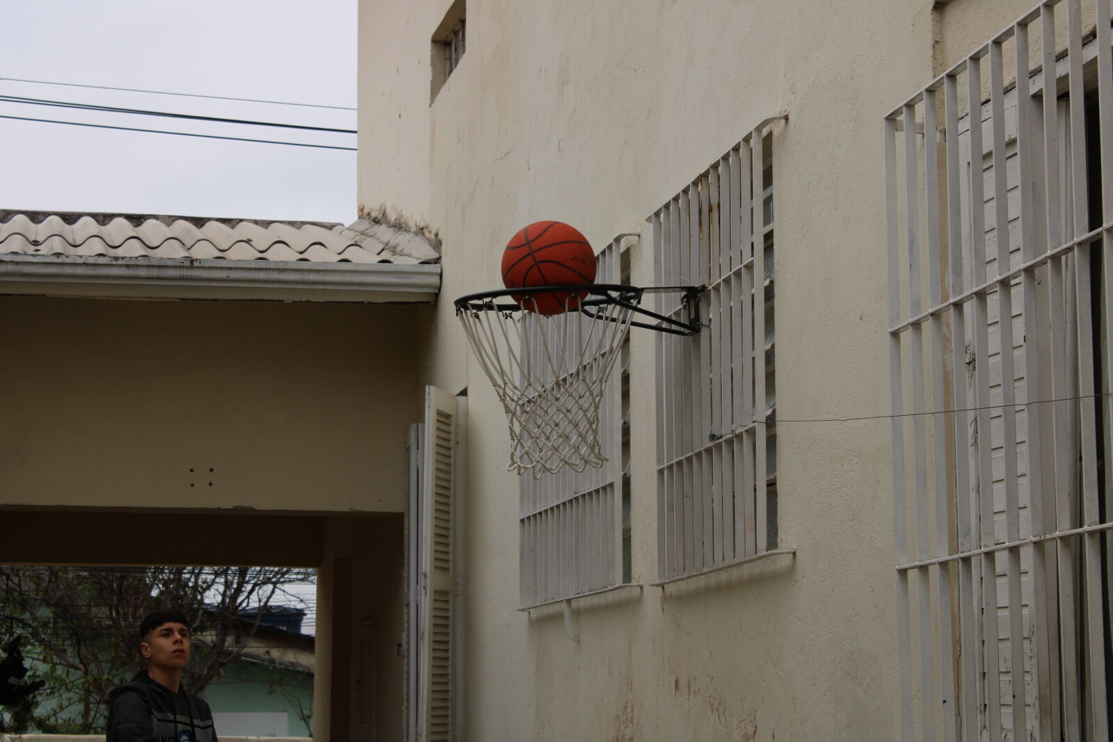 Canon EOS 2000D (EOS Rebel T7 / EOS Kiss X90 / EOS 1500D) sample photo. Basketball photography