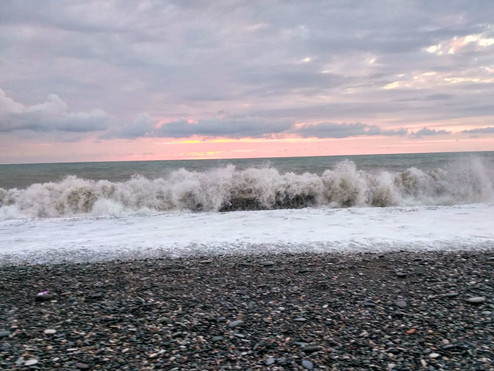 Xiaomi Redmi 3S sample photo. Bad, weather, grey, sea photography