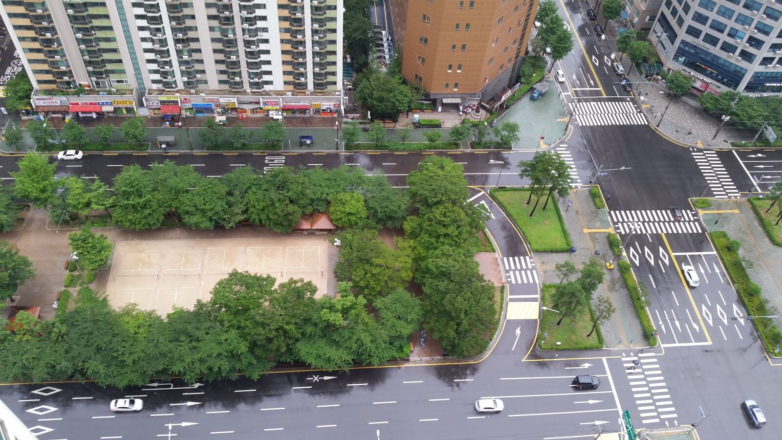 Samsung Galaxy S5 sample photo. The rooftop, crossroads, streetscape photography