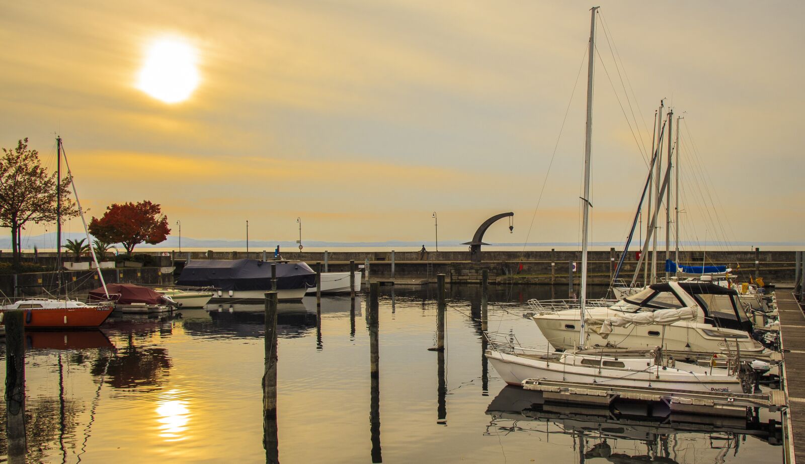 Canon EOS 650D (EOS Rebel T4i / EOS Kiss X6i) sample photo. Langenargen, lake constance, port photography