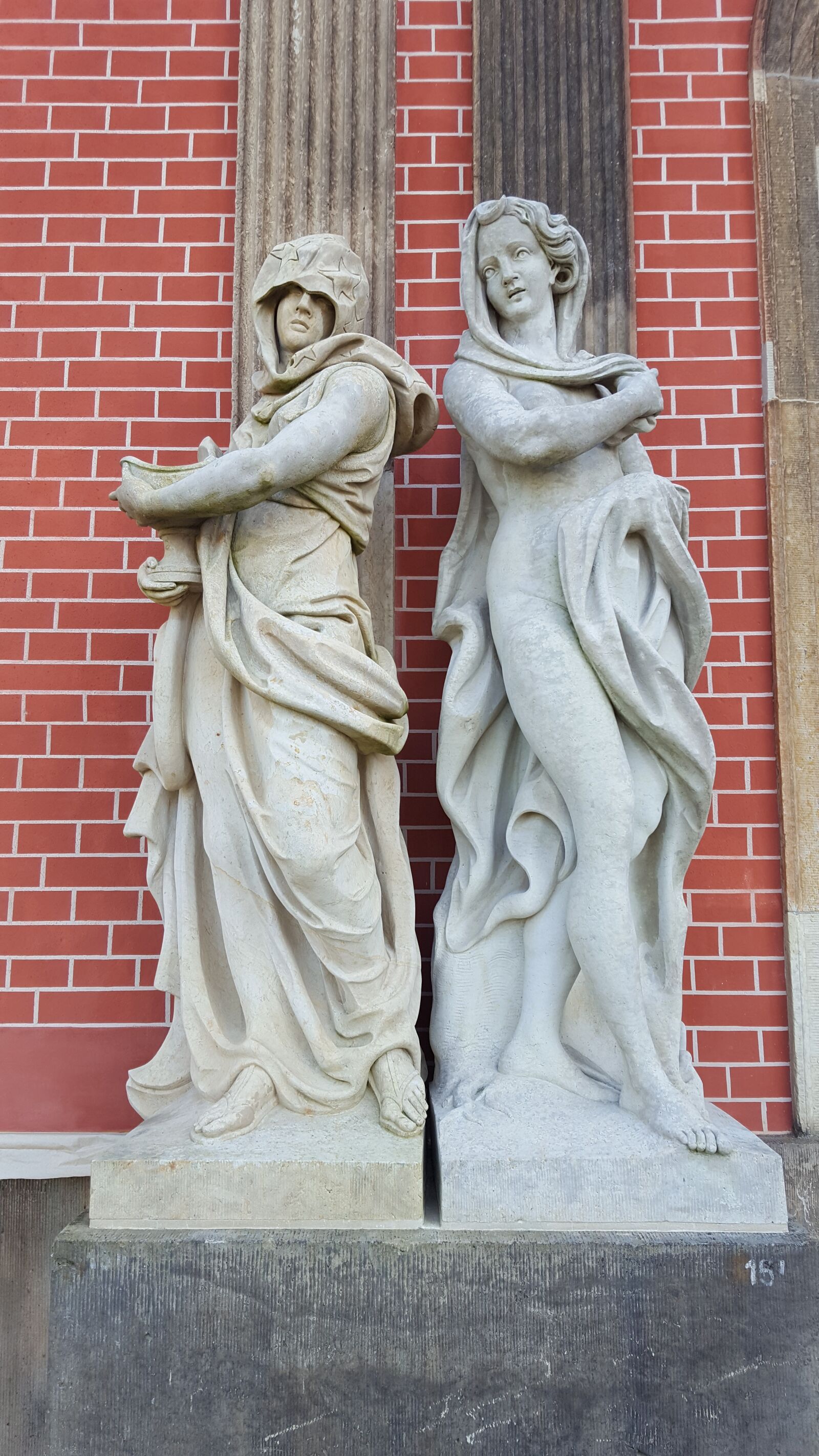 Samsung Galaxy S6 sample photo. Statue, women, woman photography