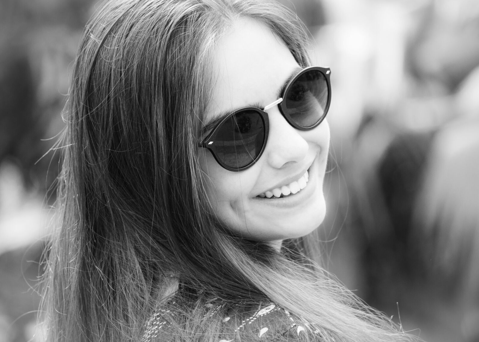 Canon EOS 600D (Rebel EOS T3i / EOS Kiss X5) sample photo. Smiling, face, happy photography