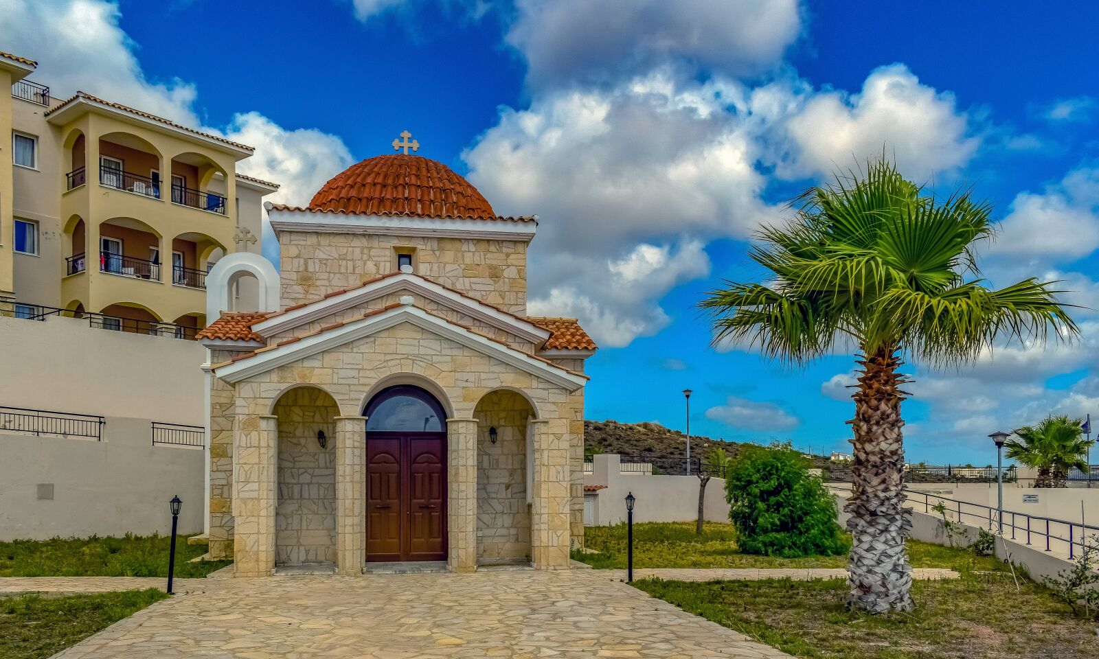Nikon D3300 sample photo. Chapel, hotel, tourism photography