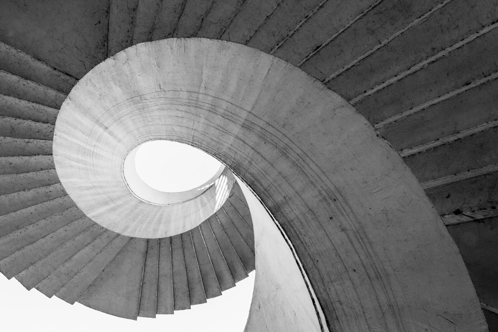 Canon EOS 600D (Rebel EOS T3i / EOS Kiss X5) sample photo. Stairs, architecture, secret photography