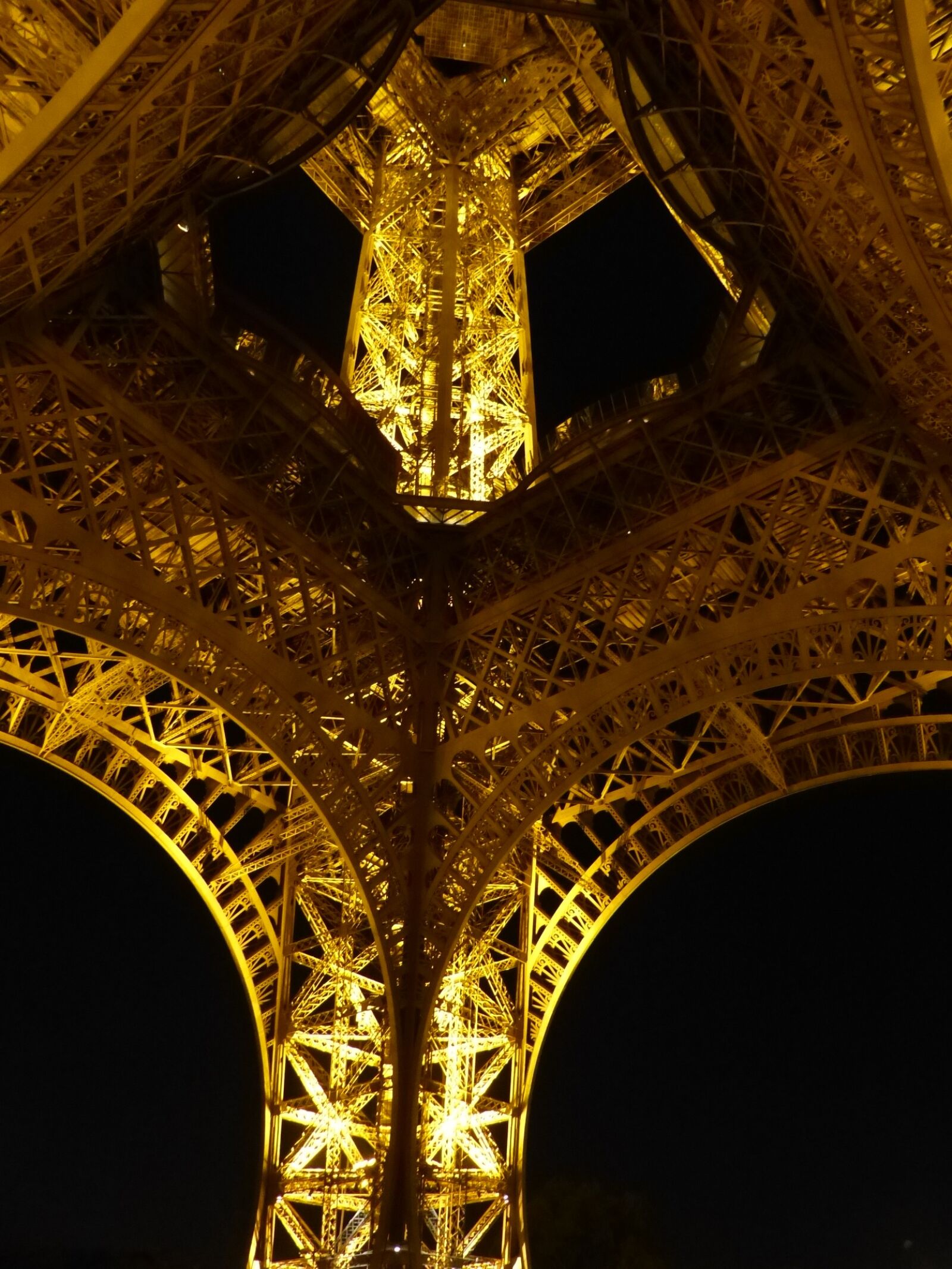 Panasonic Lumix DMC-FZ200 sample photo. Paris, night, eiffel tower photography