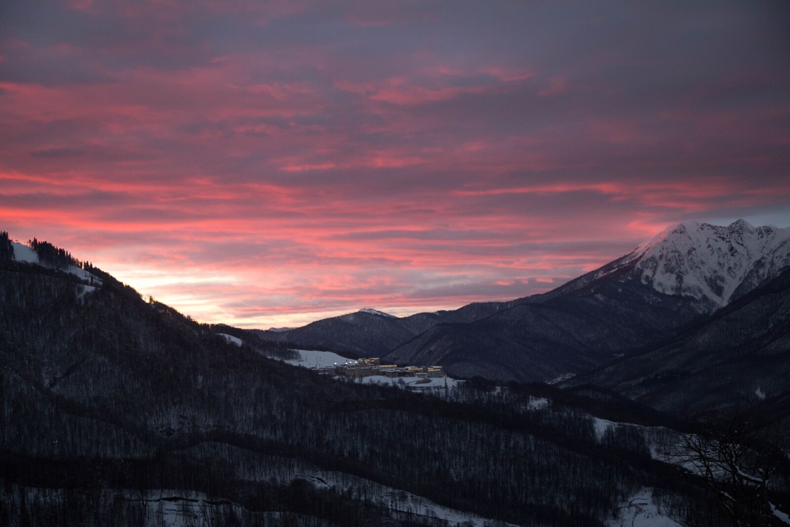 Canon EOS 6D + Canon EF 24-105mm F4L IS USM sample photo. Sochi, mountain, sunset photography