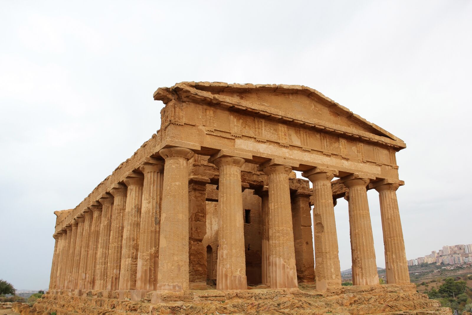 Canon EOS 550D (EOS Rebel T2i / EOS Kiss X4) sample photo. Concordia temple, concordia, temple photography