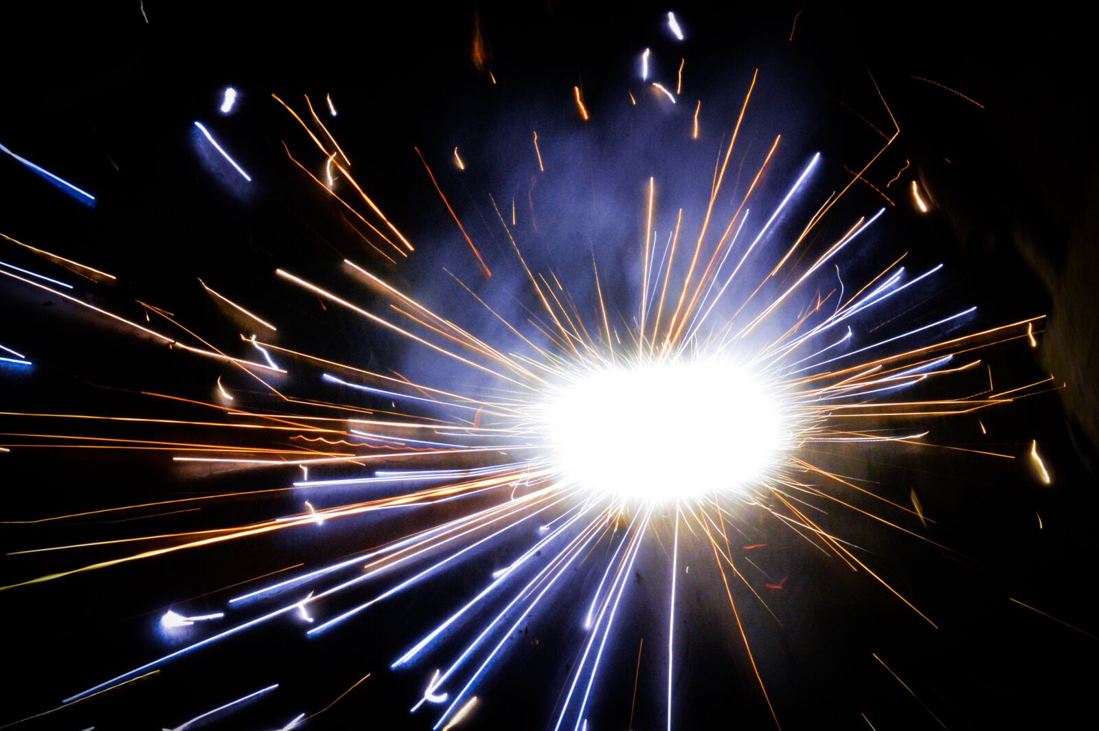 Nikon D3200 sample photo. Spark, light, speed photography