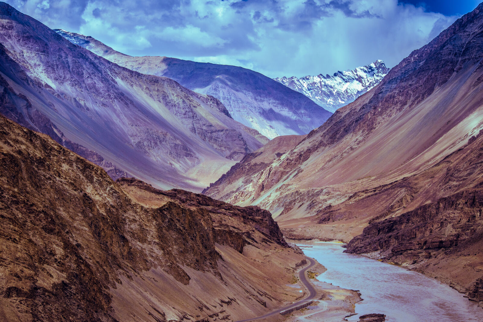 Nikon D5300 sample photo. Clouds, daylight, desert, himalaya photography
