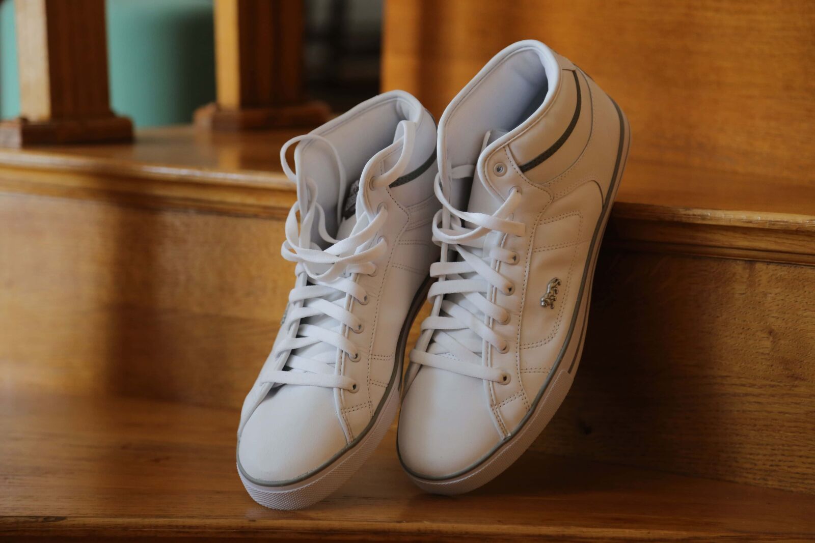 Canon EF 24-105mm F4L IS USM sample photo. Casual, sneakers, jogging, comfort photography
