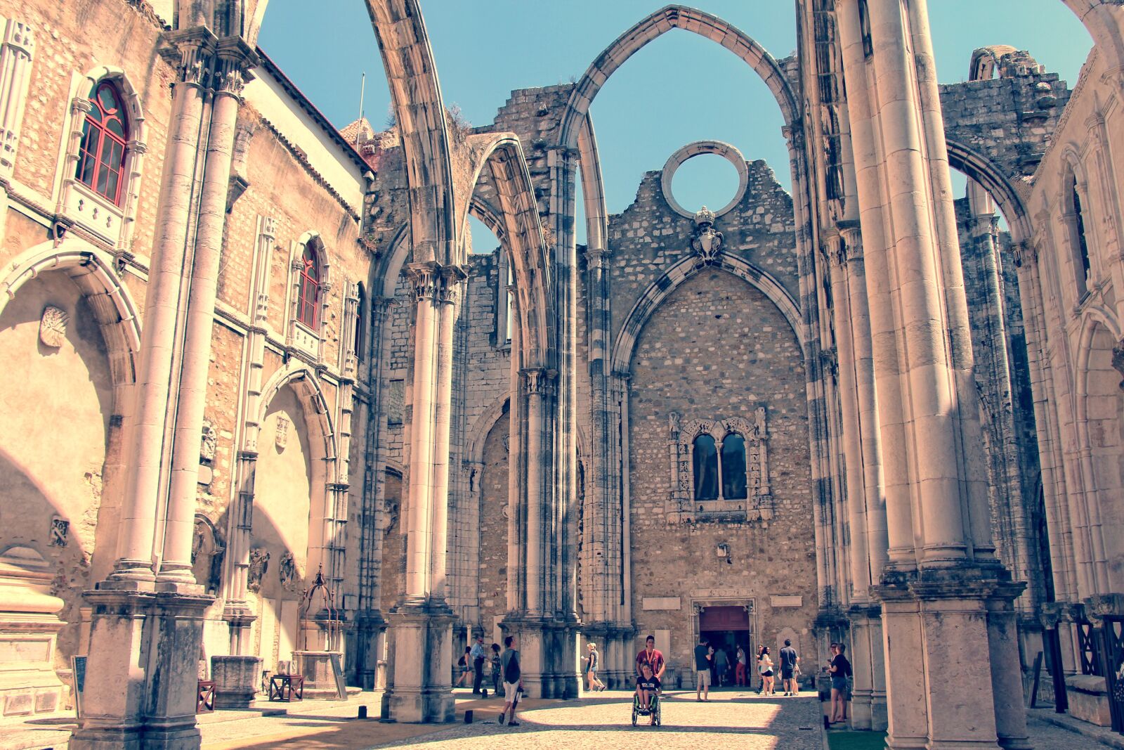 Canon EOS 650D (EOS Rebel T4i / EOS Kiss X6i) sample photo. Lisbon, carmelite convent, sky photography