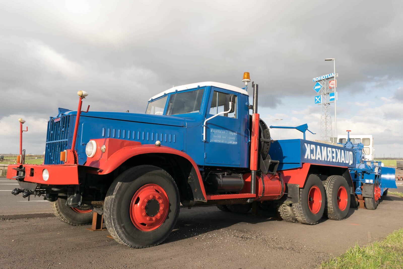 Nikon D3300 sample photo. Industry, truck, machine, vehicle photography
