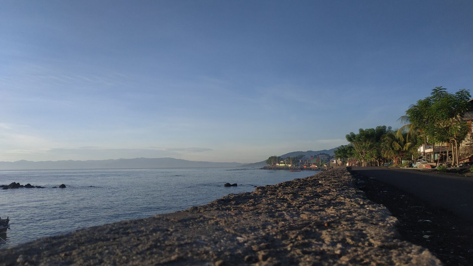 Xiaomi Redmi Note 5 sample photo. Beach, sky, shore photography