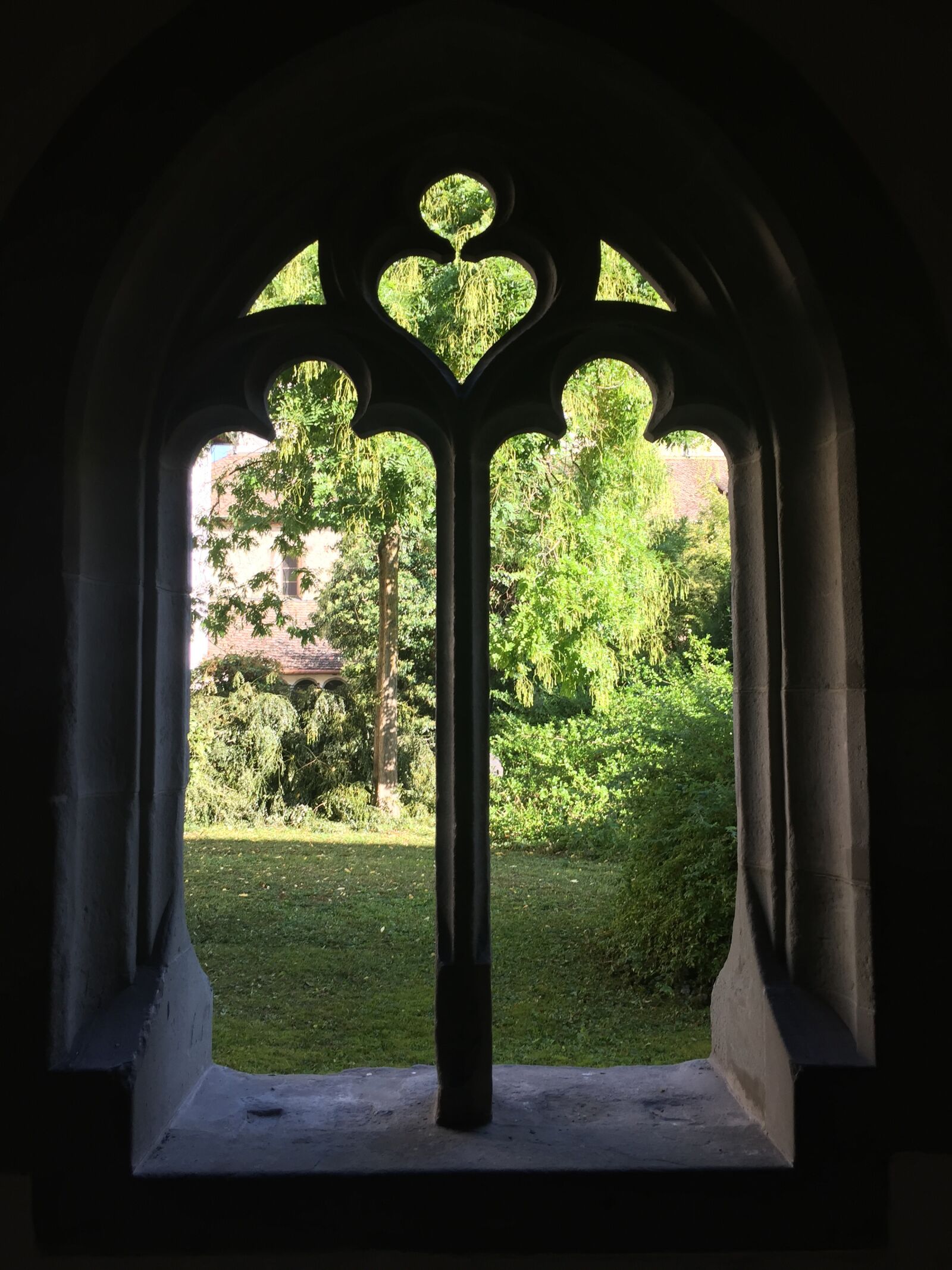 Apple iPhone 6 sample photo. Gothic, cloister, schaffhausen photography