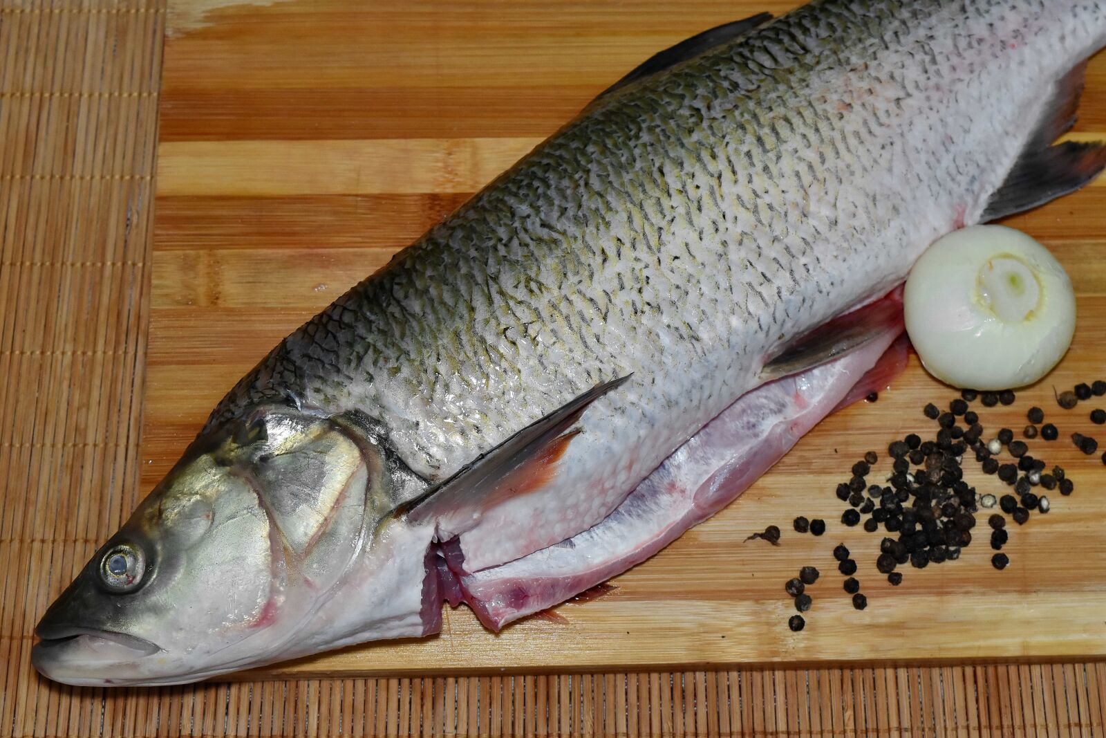 Nikon D5500 sample photo. Fish, seafood, delicious, food photography