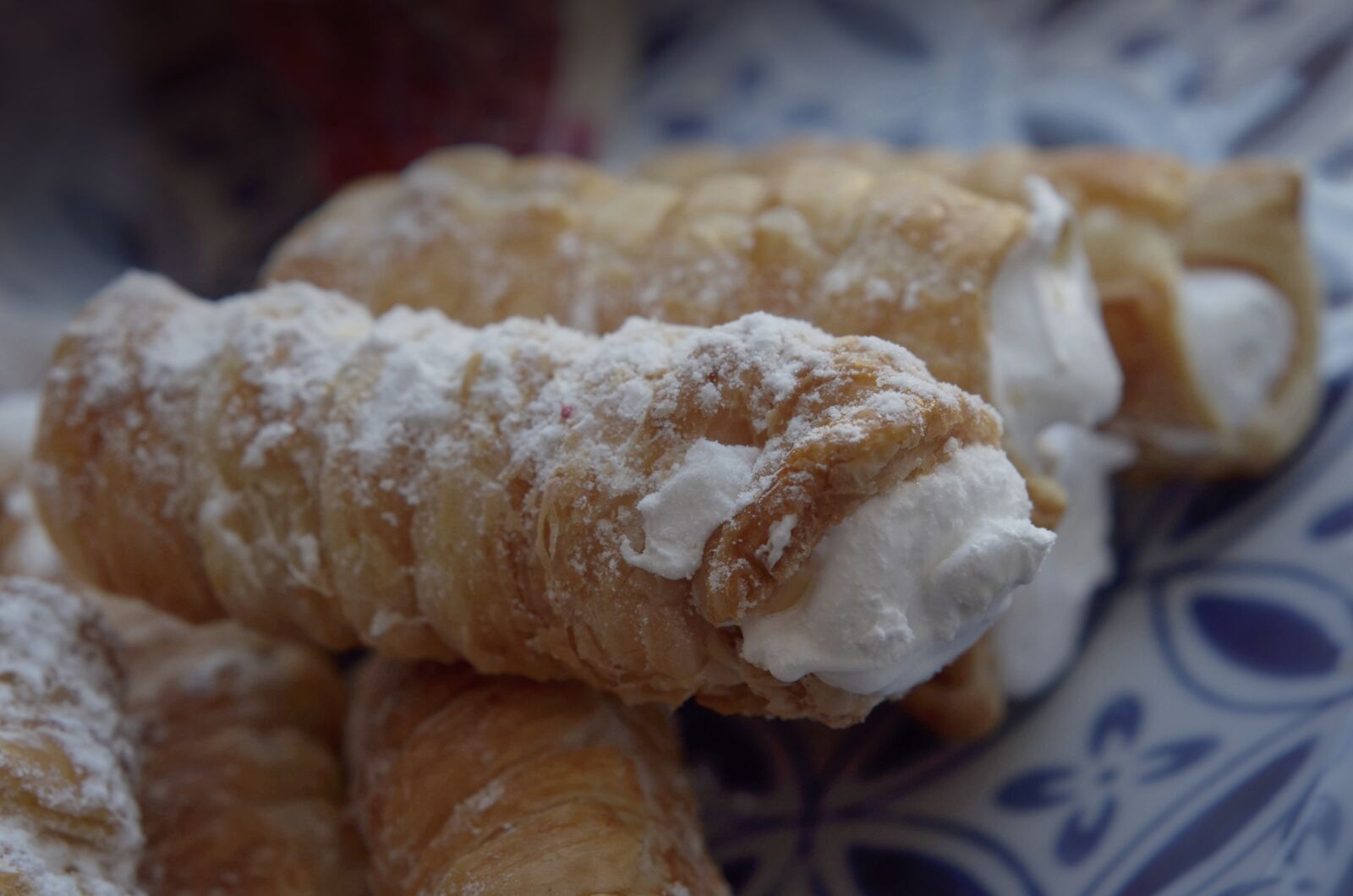 Nikon D7000 sample photo. Cannolis, dessert, sweetness photography