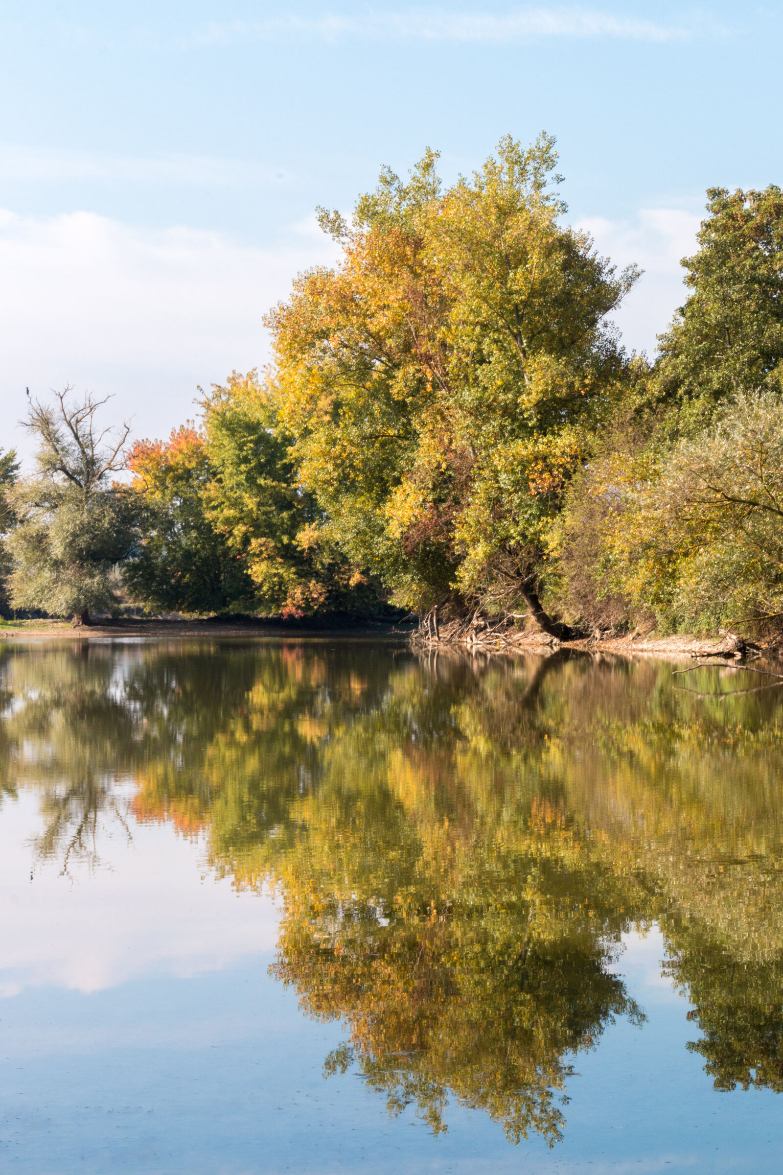 Canon EOS 70D sample photo. Automn, blue, sky, lake photography
