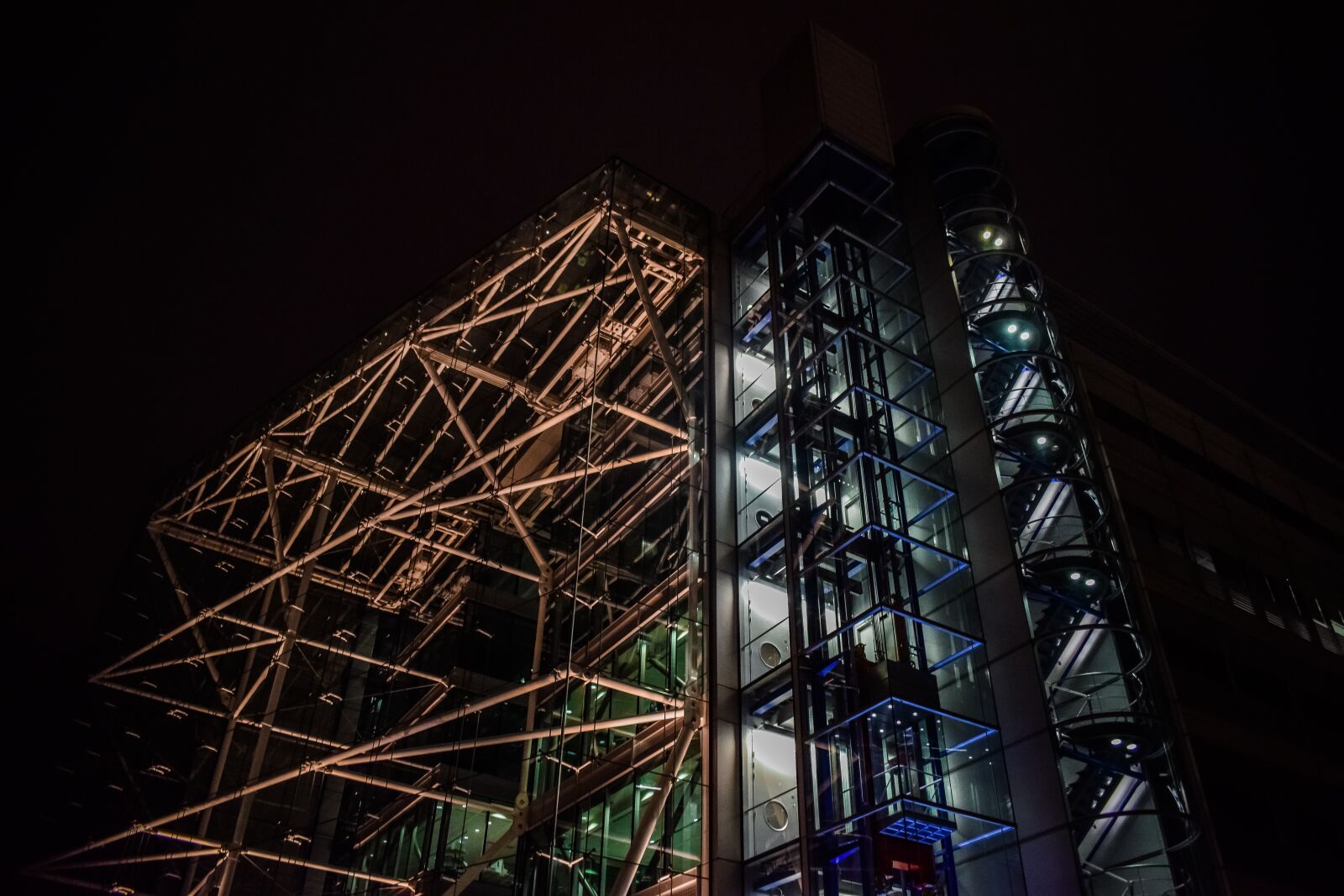 Nikon D3300 sample photo. Building, architecture, modern photography