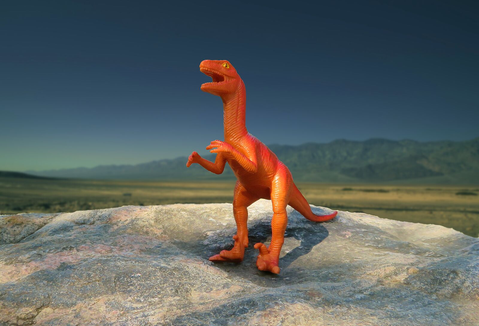 Canon PowerShot SX720 HS sample photo. Dinosaur, prehistoric, creature photography