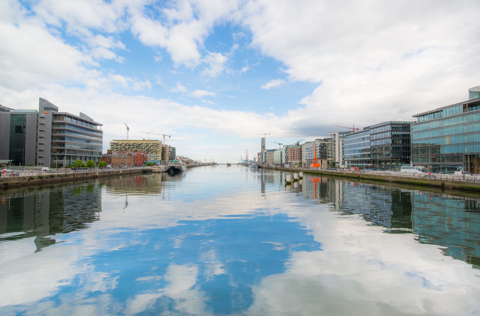Nikon D610 sample photo. Dublin, ireland, liffey photography