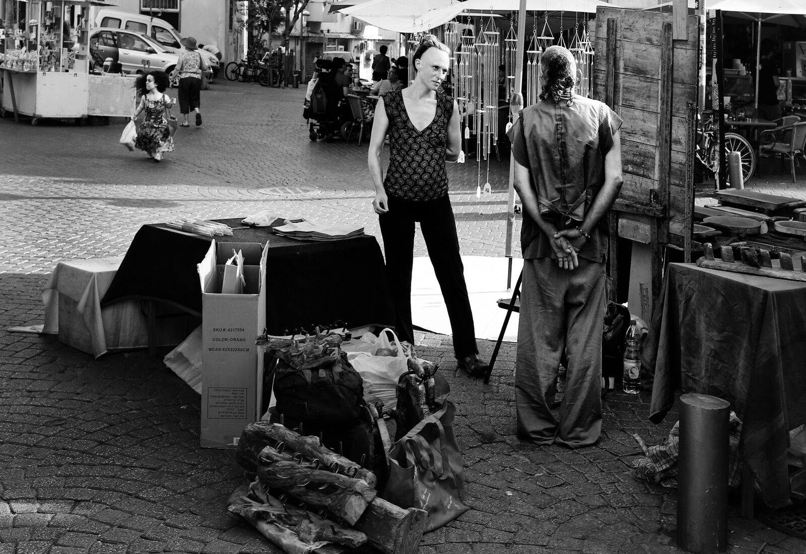 Canon EOS 6D sample photo. Market, black and white photography