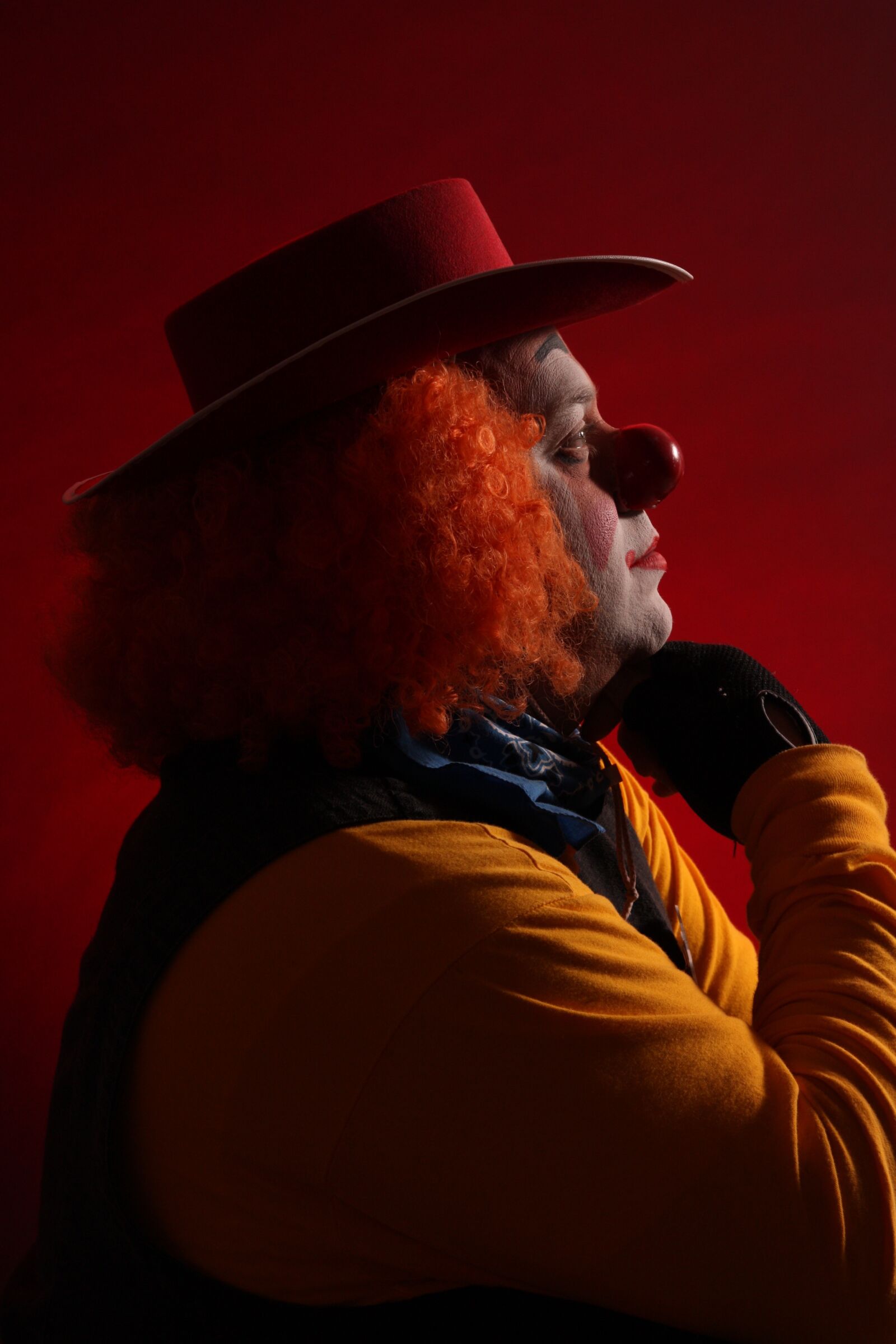 Canon EOS 450D (EOS Rebel XSi / EOS Kiss X2) sample photo. Retrospective, clown, portrait photography