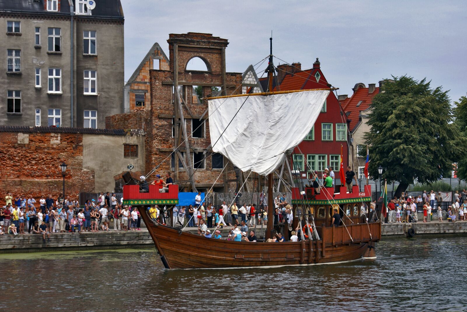 Sony Alpha DSLR-A100 sample photo. The ship, ship, boat photography