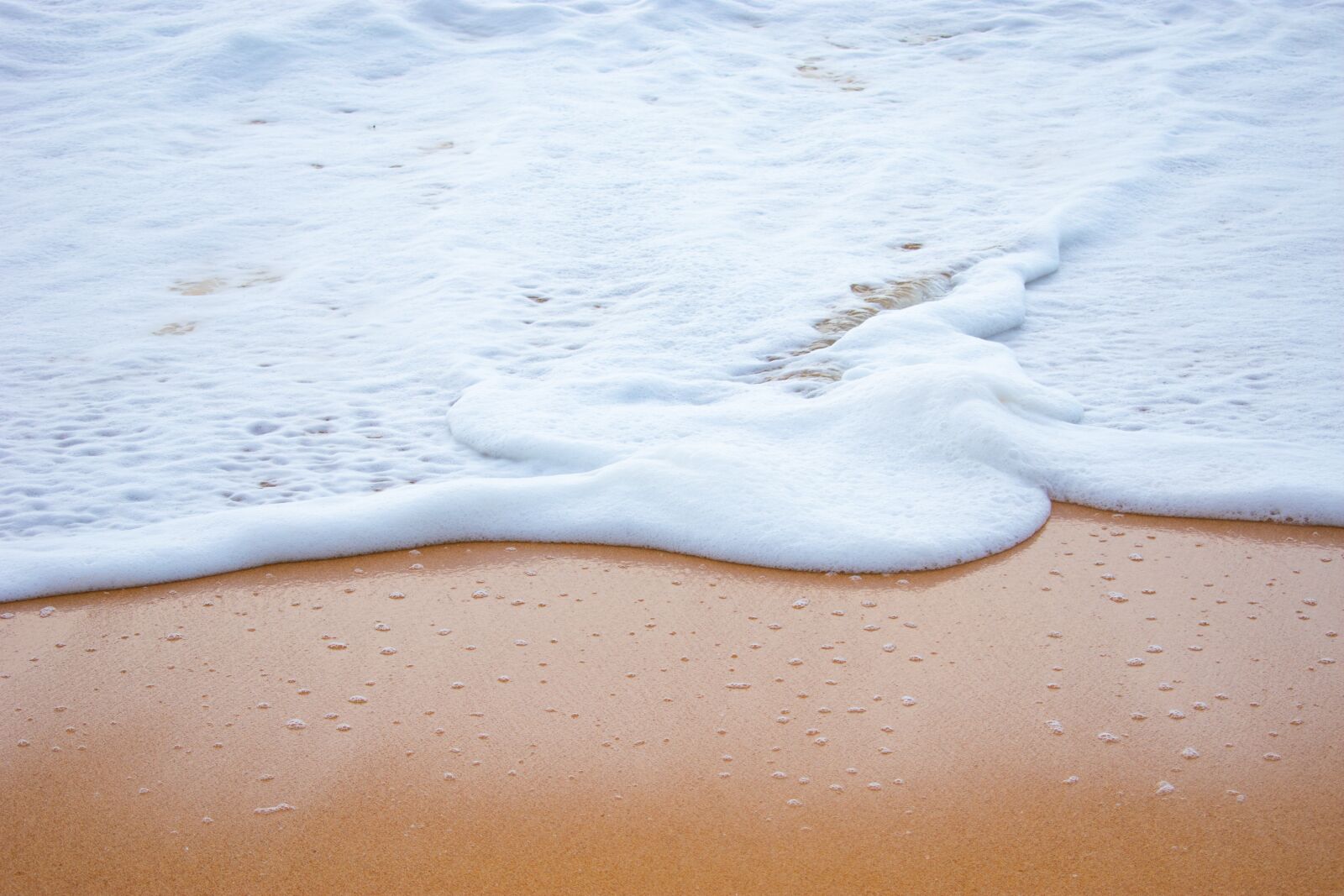 Nikon D3400 sample photo. Wave, beach, sand photography