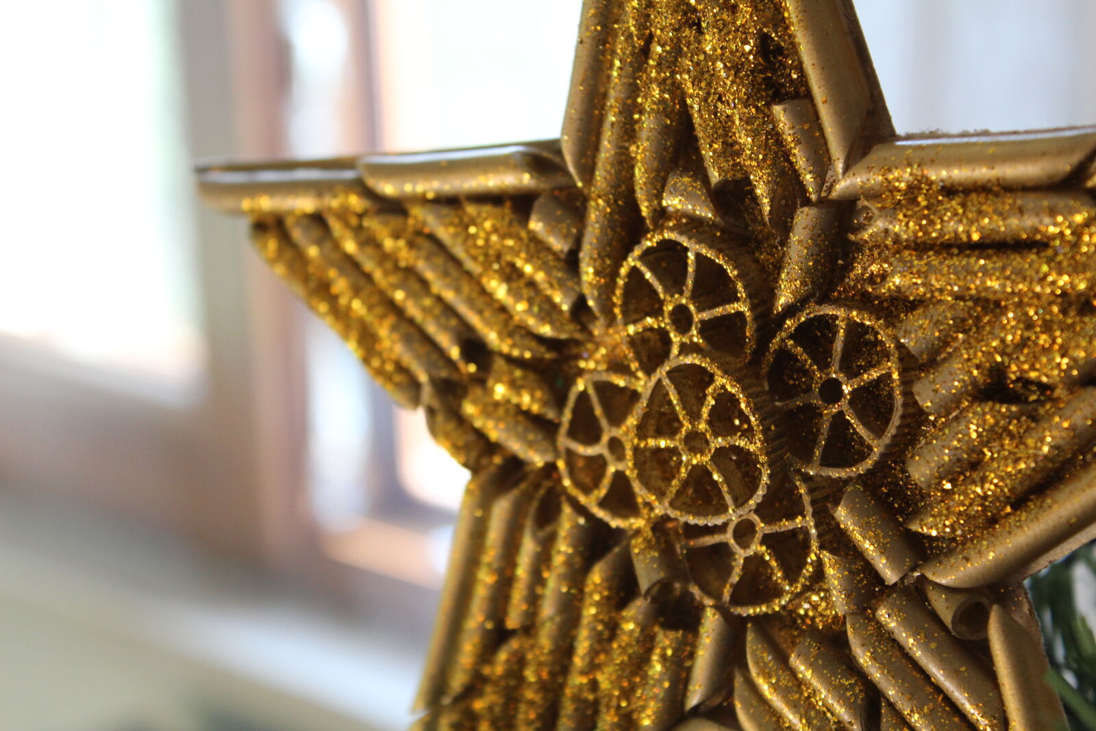 Canon EOS 1200D (EOS Rebel T5 / EOS Kiss X70 / EOS Hi) sample photo. Christmas, star photography