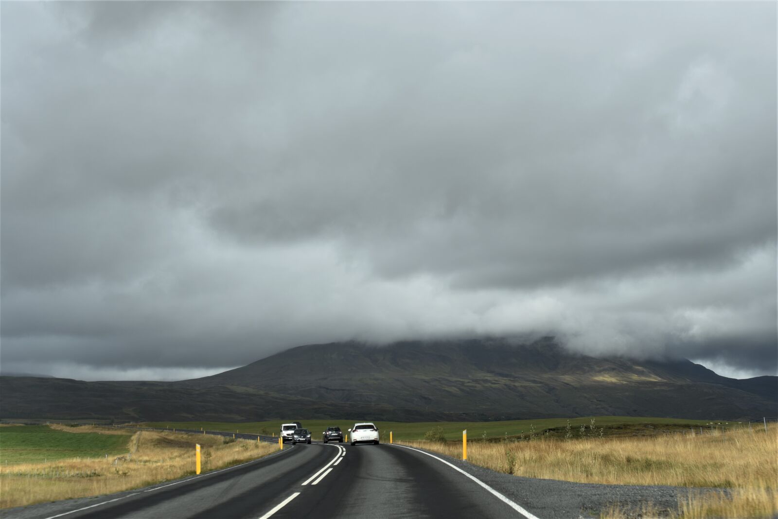 Nikon D750 sample photo. Travelling, road, highway photography