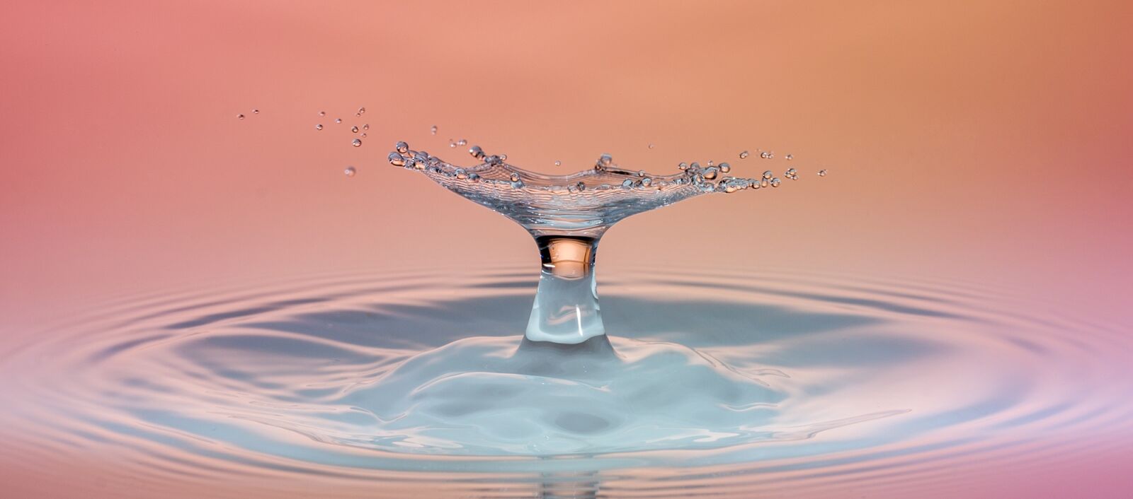 150mm F2.8 sample photo. Drip, water, drop of photography