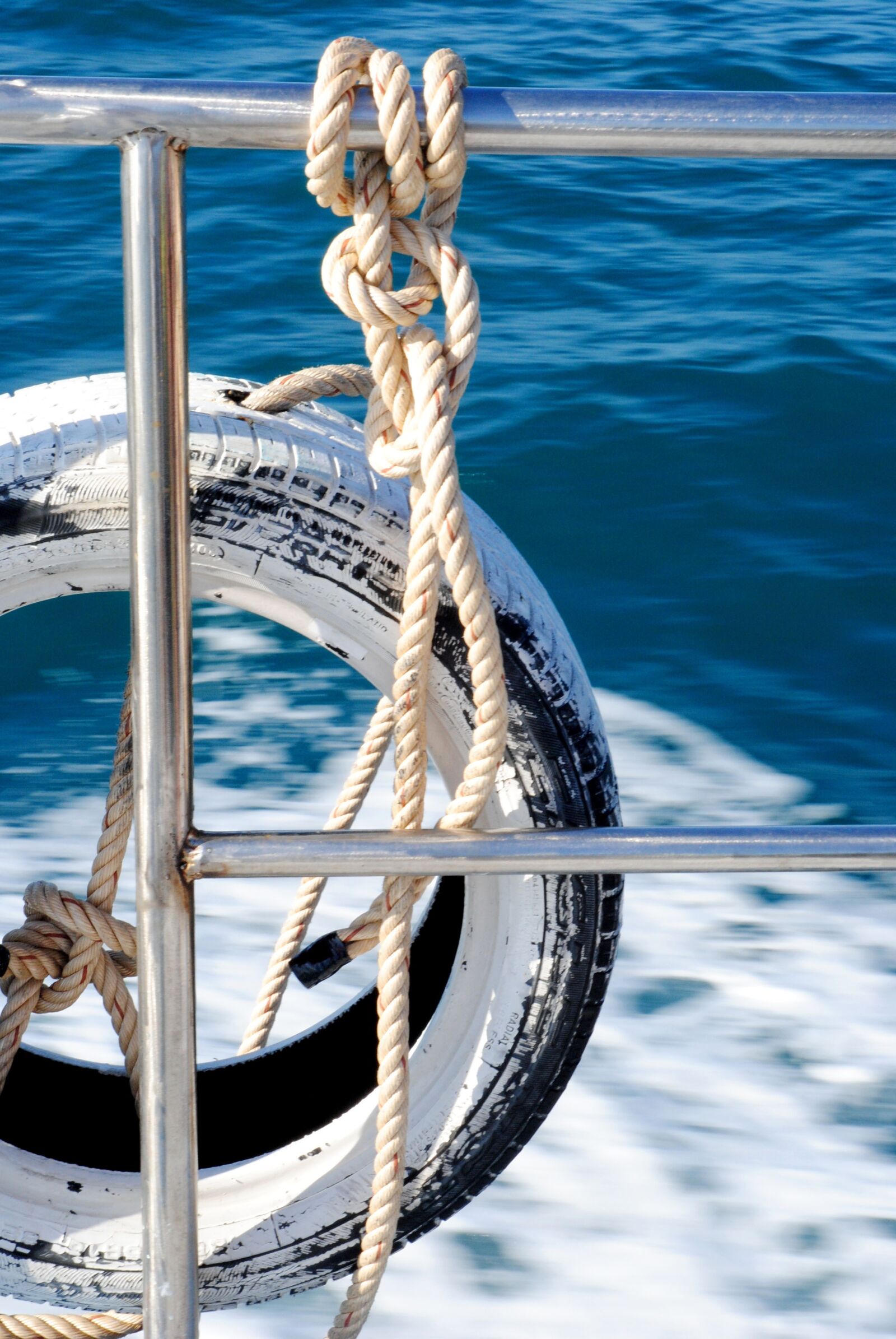 Nikon D3000 sample photo. Ocean, sea, boat photography