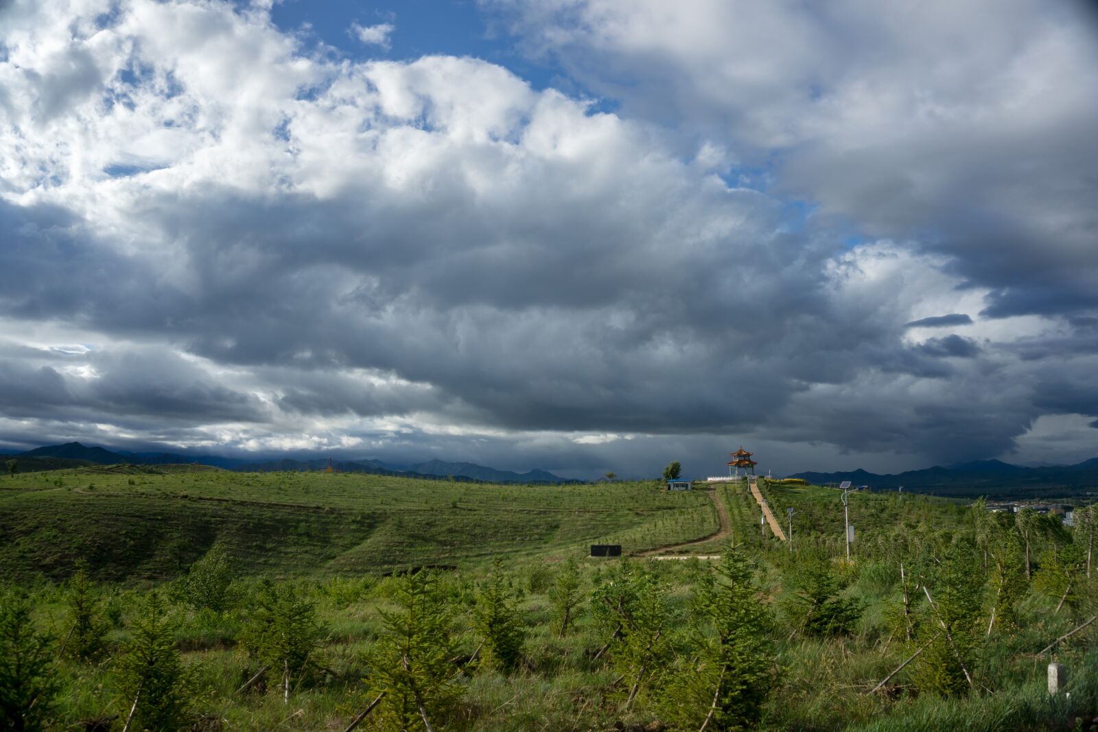 Sony a5100 sample photo. Mountain, dark clouds, cloud photography