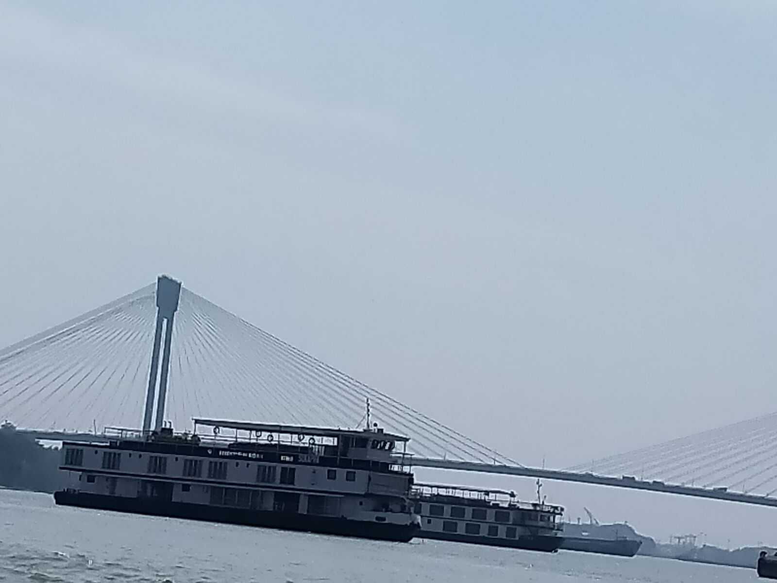 OPPO A5 2020 sample photo. Kolkata, boat, bridge photography