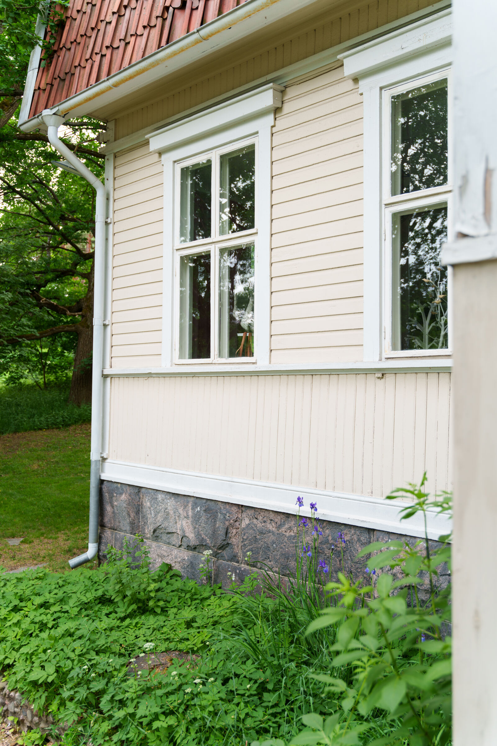 Sony a7R V sample photo. Wooden house photography