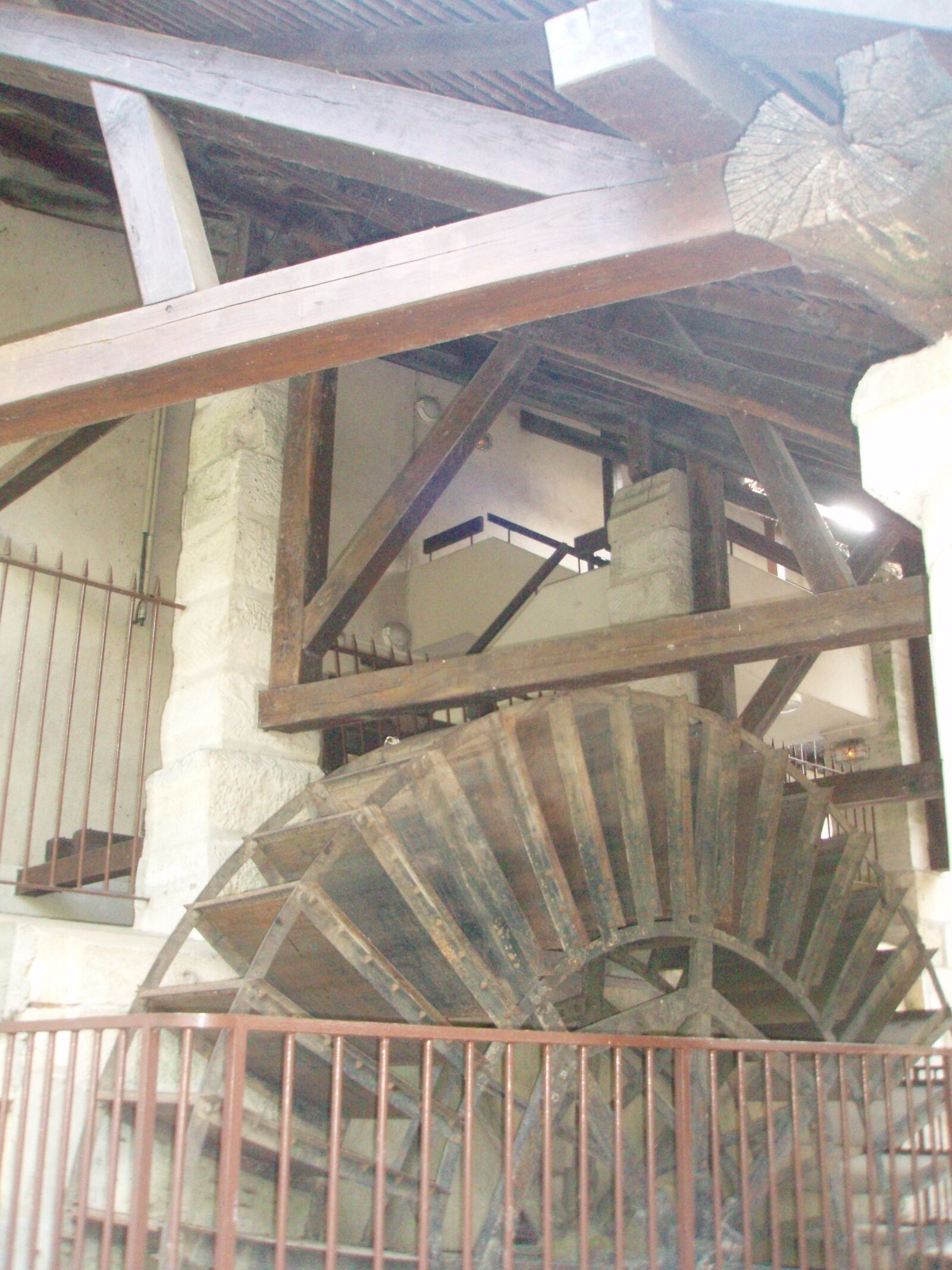 Olympus u740,S740 sample photo. Wheel, mill, architecture photography