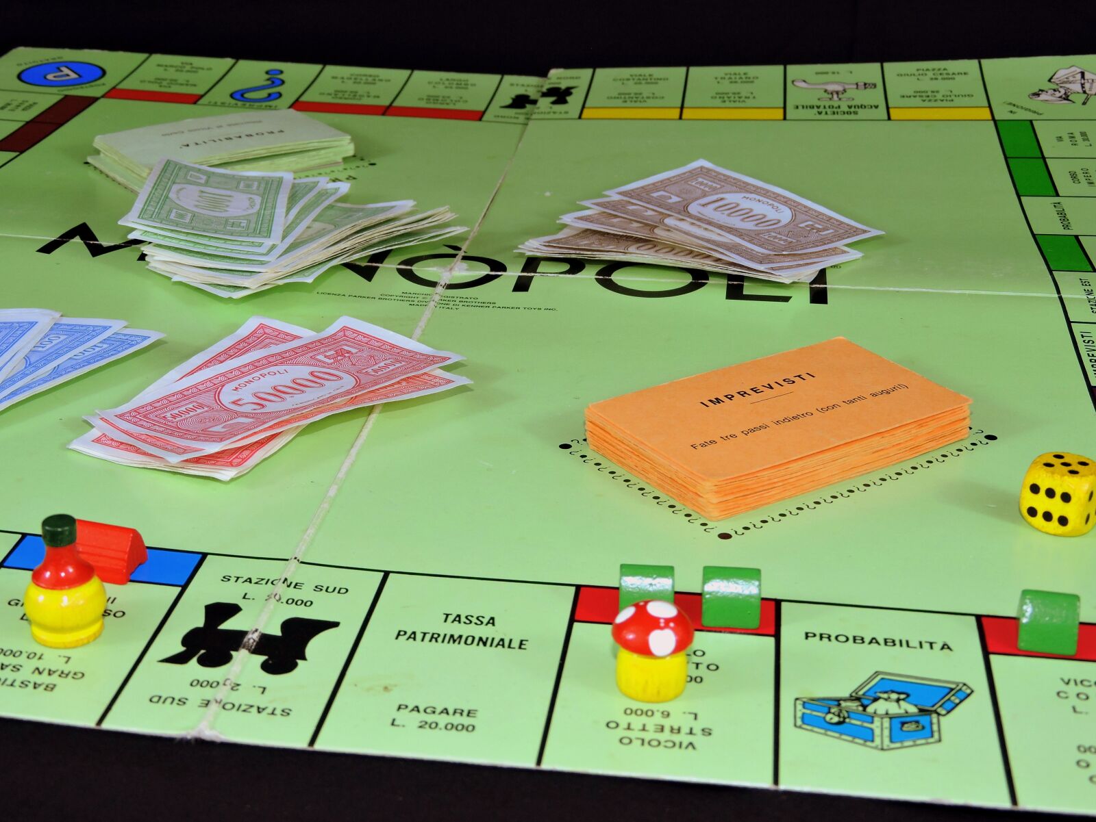 Nikon Coolpix P600 sample photo. Play, board game, monopoly photography