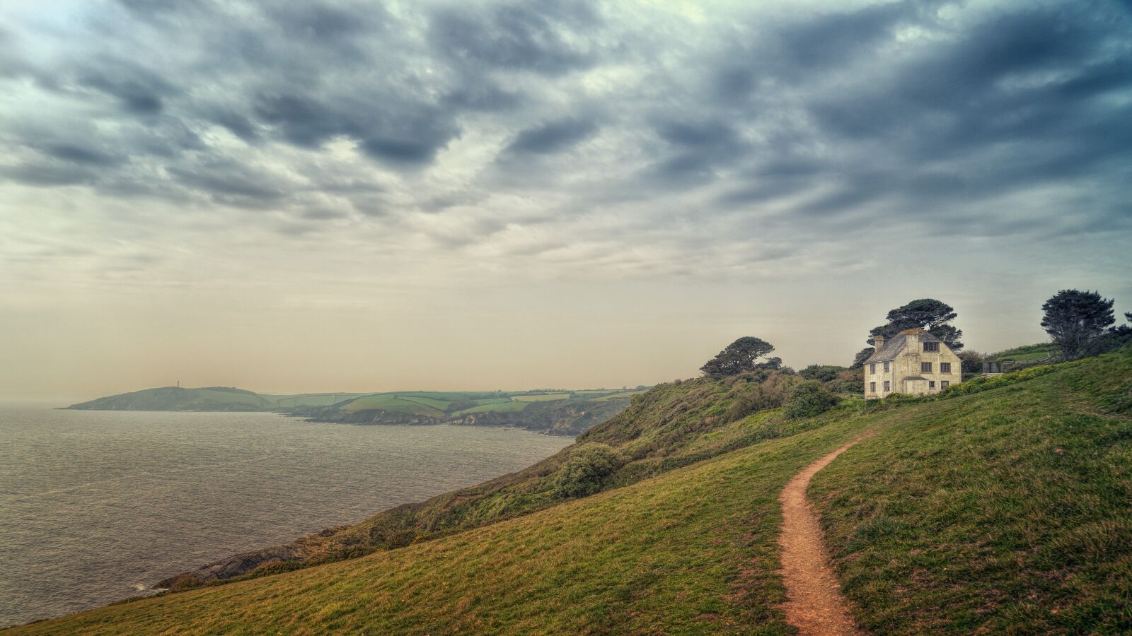 Sony a7 II + Sony FE 24-240mm F3.5-6.3 OSS sample photo. Coast, cornwall, sea photography
